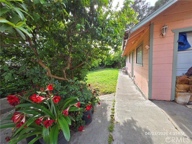 Detail Gallery Image 5 of 5 For 871 S Los Robles Ave, Pasadena,  CA 91106 - 3 Beds | 1 Baths