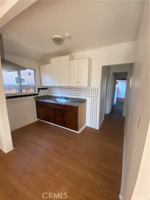 7044 Pierce Avenue, Whittier CA: https://media.crmls.org/medias/8d98d64f-b055-4f53-b067-5224b20a96d4.jpg