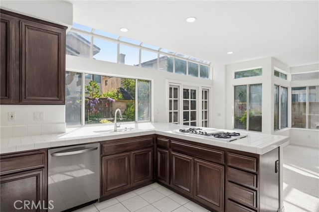 Image 6 of 27 For 9916 Fonte