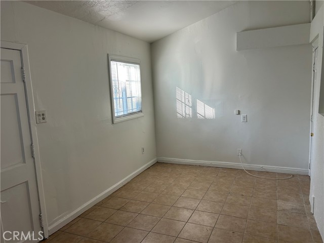 Detail Gallery Image 14 of 15 For 7049 Alabama Ave, Canoga Park,  CA 91303 - 2 Beds | 1 Baths