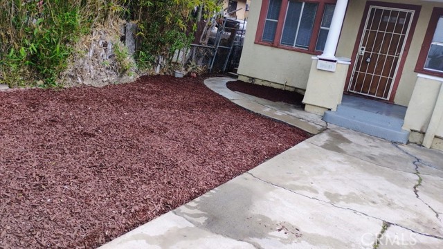 Detail Gallery Image 3 of 20 For 4231 42nd St, San Diego,  CA 92105 - 3 Beds | 2 Baths