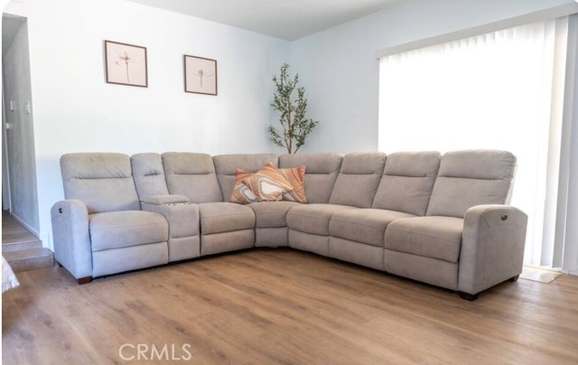 2923 Fine Ave, Clovis CA: https://media.crmls.org/medias/8d9aa5b4-7e78-4e70-8610-88a2fb419991.jpg