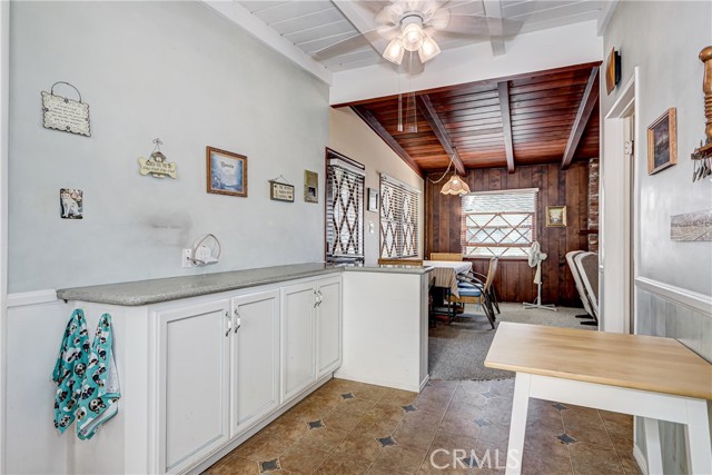 2801 Oak Avenue photo 8