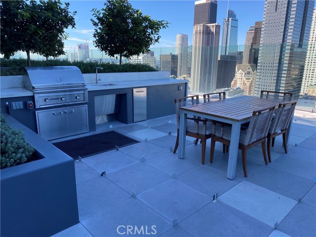 Detail Gallery Image 8 of 27 For 400 S Broadway #1302,  Los Angeles,  CA 90013 - 1 Beds | 1 Baths
