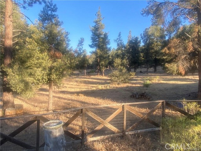 Detail Gallery Image 11 of 13 For 2721 Polar Way, –,  CA 93222 - 2 Beds | 2 Baths