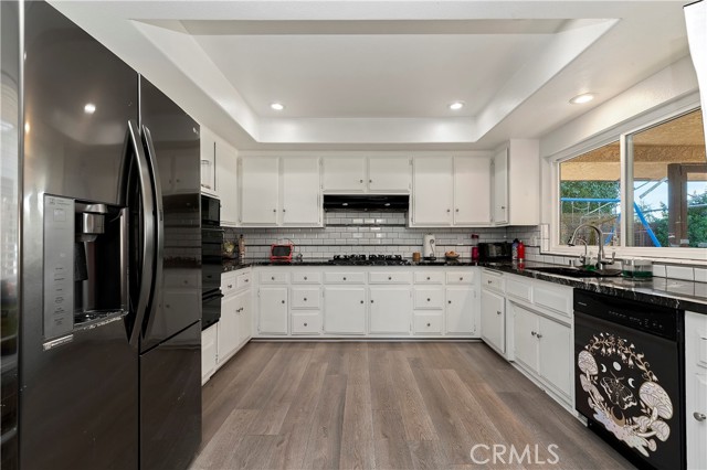 Detail Gallery Image 9 of 21 For 41597 Fulton Ave, Hemet,  CA 92544 - 3 Beds | 2 Baths