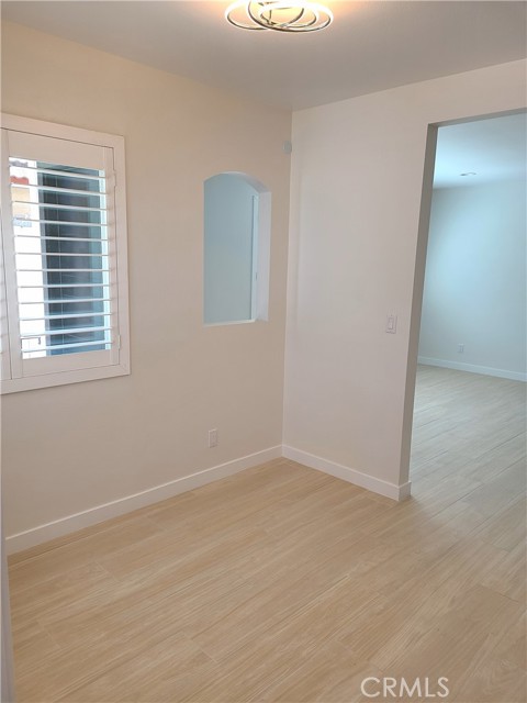 Detail Gallery Image 4 of 29 For 830 Ponderosa St, Orange,  CA 92866 - 2 Beds | 2 Baths