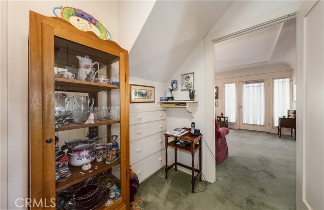 11460 Terracina Blvd, Redlands CA: https://media.crmls.org/medias/8d9d93df-66a7-424a-82de-5817048b0291.jpg