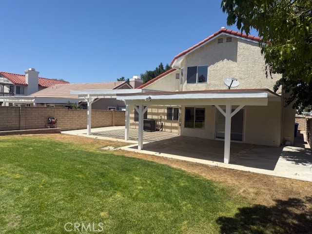 Detail Gallery Image 17 of 21 For 22312 Oxford Ln, Saugus,  CA 91350 - 4 Beds | 3 Baths