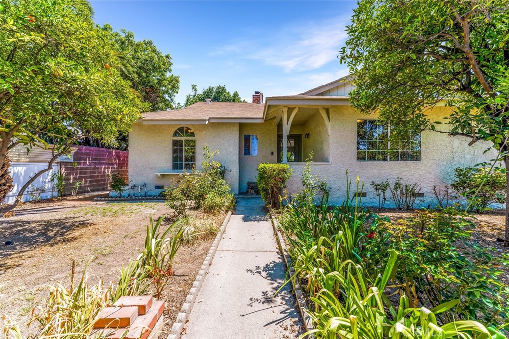 20328 Roscoe Boulevard