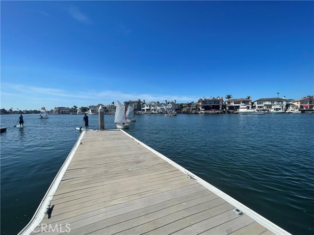 Detail Gallery Image 43 of 55 For 3562 Venture Dr, Huntington Beach,  CA 92649 - 4 Beds | 2/1 Baths