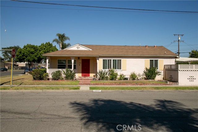 Detail Gallery Image 2 of 58 For 16802 Virginia Ave, Bellflower,  CA 90706 - 4 Beds | 1/1 Baths