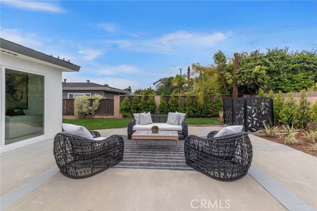 Detail Gallery Image 19 of 21 For 6128 Flight Ave, Los Angeles,  CA 90056 - 3 Beds | 2/1 Baths