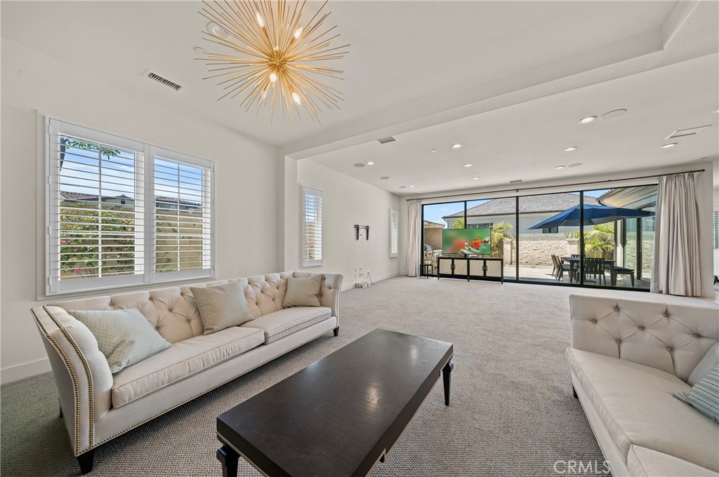 MLS #OC26138633 image #24