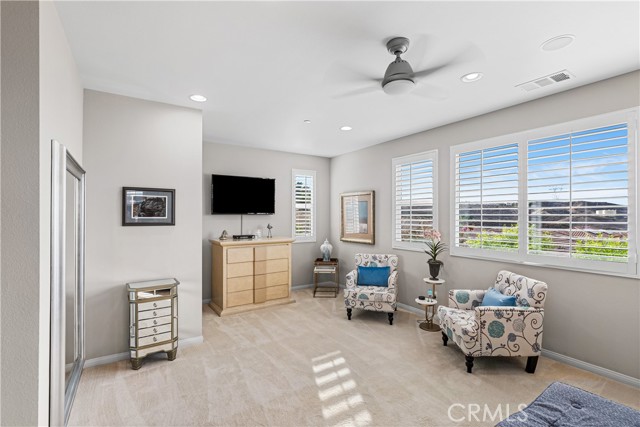 Detail Gallery Image 14 of 35 For 19837 via Ott, Newhall,  CA 91321 - 4 Beds | 3 Baths