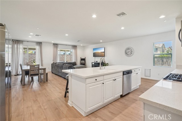 Detail Gallery Image 12 of 63 For 26644 Dior Ct, Menifee,  CA 92585 - 4 Beds | 2 Baths