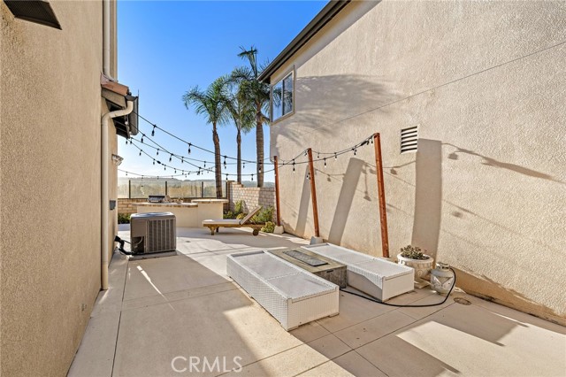 9 Durham Court, Laguna Niguel CA: https://media.crmls.org/medias/8da2e73a-8072-4f85-9330-b62fc0fea2a6.jpg
