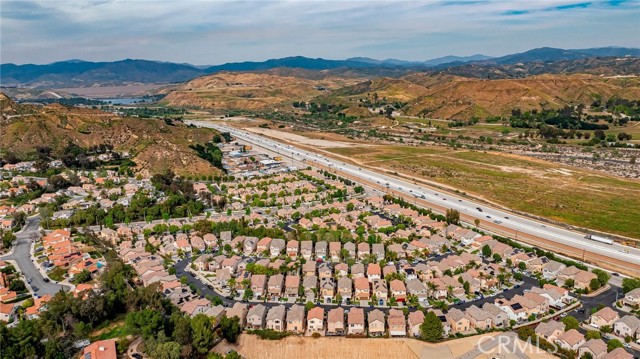 Detail Gallery Image 19 of 21 For 27635 Elkwood Ln, Castaic,  CA 91384 - 4 Beds | 2/1 Baths