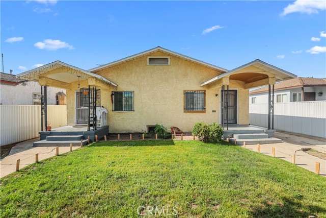 1220 W 92nd Street, Los Angeles CA: https://media.crmls.org/medias/8da45407-0433-40b6-ac56-54512b43a7d6.jpg