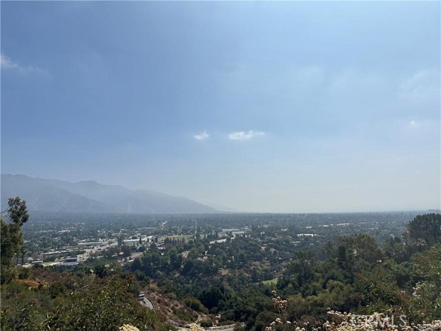 Detail Gallery Image 6 of 27 For 1525 Inverness Dr, Pasadena,  CA 91103 - – Beds | – Baths