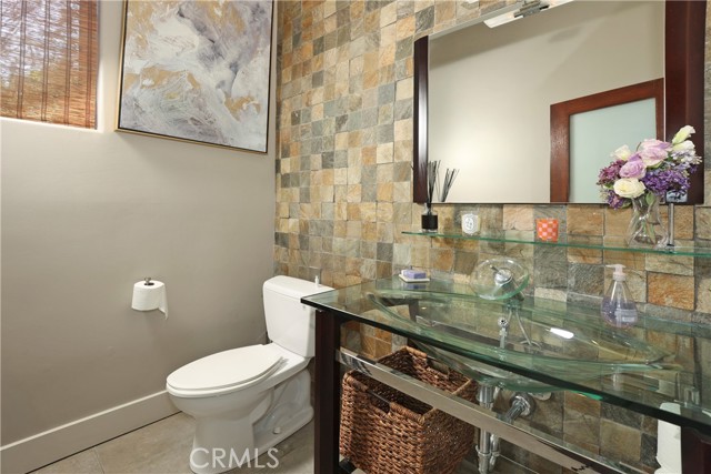 23640 Aster Trail, Calabasas CA: https://media.crmls.org/medias/8da53f07-d847-4149-80c1-b64c0913f38d.jpg