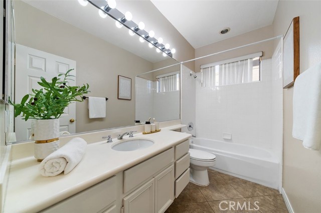 Image 18 of 41 For 1429 Rancho Hills