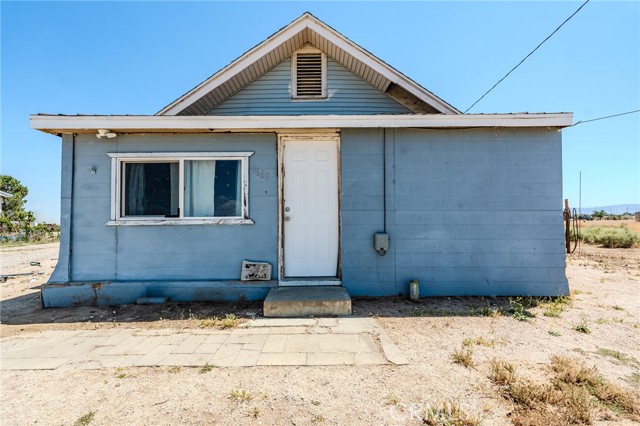 9668 W Rosamond Boulevard, Rosamond CA: https://media.crmls.org/medias/8da5bc4e-94be-4cf9-861c-c03b2394a9b3.jpg