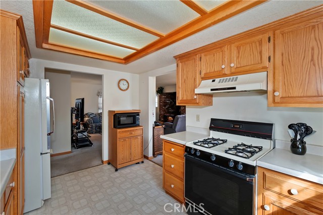Detail Gallery Image 16 of 32 For 1165 Monte Vista, Big Bear City,  CA 92314 - 3 Beds | 2 Baths