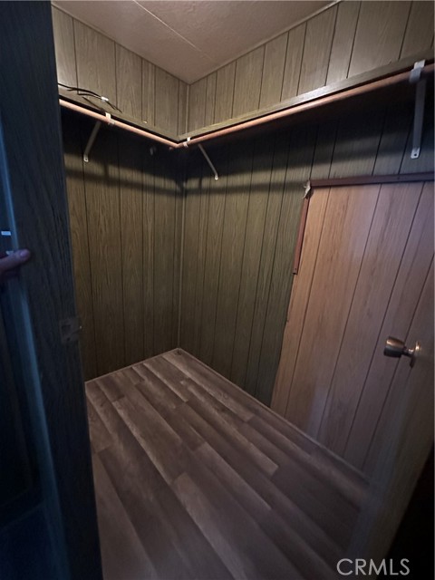 332 N LYON Avenue, Hemet CA: https://media.crmls.org/medias/8da66784-59be-4693-a5d7-c429c56bb715.jpg