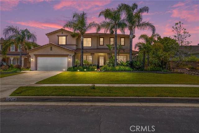 Detail Gallery Image 1 of 52 For 13393 Redwood Dr, Rancho Cucamonga,  CA 91739 - 5 Beds | 4 Baths