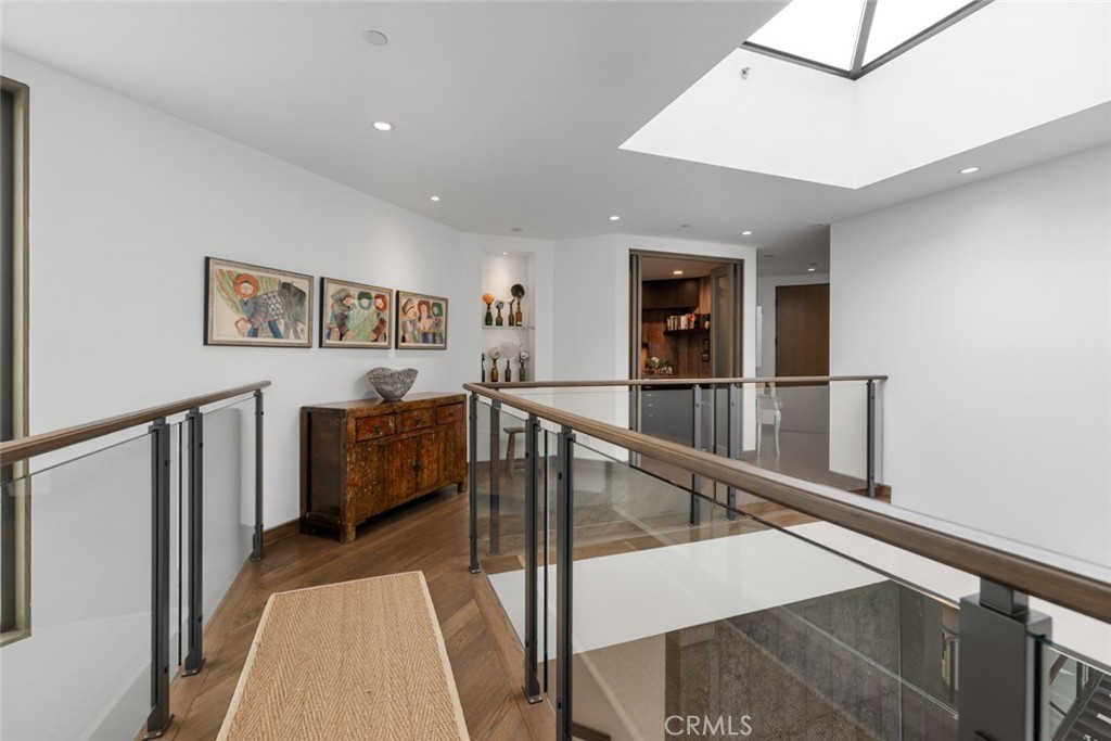 8da8006c B415 433b 8ffe 69916a1ed29c