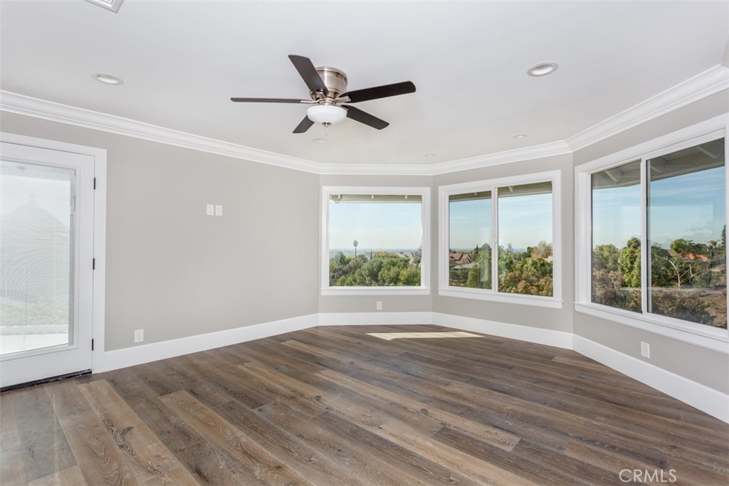 8da89517 C35a 4fdf 925f F15c2955db64