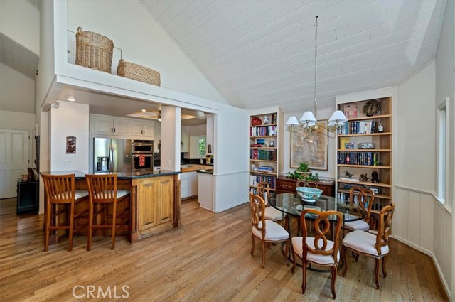 789 Jagerhorn Dr, Lake Arrowhead, CA 92352