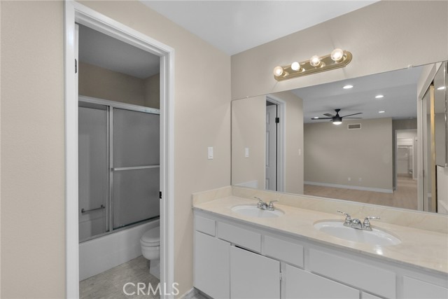 Detail Gallery Image 26 of 46 For 25213 Markel Dr, Newhall,  CA 91321 - 3 Beds | 2 Baths