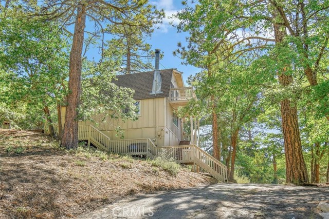 Detail Gallery Image 1 of 1 For 43485 Primrose Dr, Big Bear Lake,  CA 92315 - 3 Beds | 2 Baths