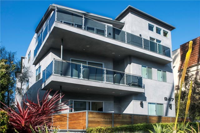 947 4TH Street C Santa Monica, California Beautiful Top level modern 3 bedroom Apartment in prime Santa Monica location just blocks from the beach. Unit features bright open floor plan with high ceilings, hardwood floors, walk-in closet, designer bath and kitchen with stainless appliances. Priced unfurnished, can come furnished & short term. 3D Virtual Tour Available. Ask agent for more details & available units!
