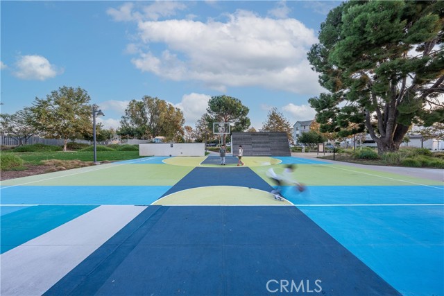 177 Frame, Irvine CA: https://media.crmls.org/medias/8daa1bbd-0ab0-4dcb-8568-eebc3c3ae07c.jpg