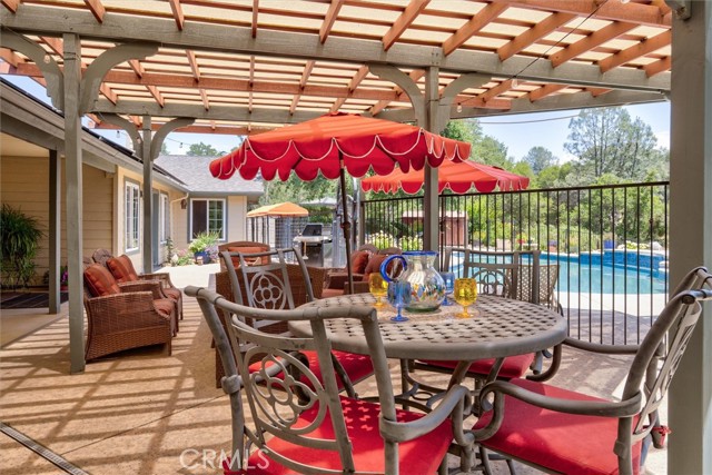 Detail Gallery Image 7 of 62 For 45740 Green Lake Ct, Coarsegold,  CA 93614 - 4 Beds | 3 Baths