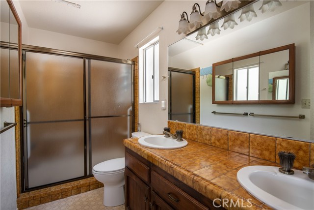 Detail Gallery Image 9 of 17 For 1245 Yosemite Dr, Lake Arrowhead,  CA 92352 - 3 Beds | 2 Baths