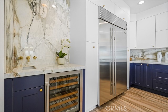 8dab9ef5 298e 4b4f 9f0b 57819b4ac9e6