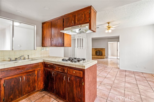 Detail Gallery Image 9 of 39 For 43236 20th St, Lancaster,  CA 93534 - 4 Beds | 2 Baths