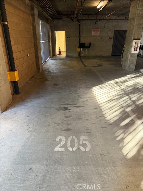 Detail Gallery Image 23 of 25 For 2864 Sunset #205,  Los Angeles,  CA 90005 - 2 Beds | 2/1 Baths