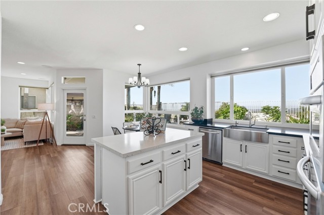 Detail Gallery Image 12 of 56 For 21581 Hummingbird, Rancho Santa Margarita,  CA 92679 - 5 Beds | 3/1 Baths