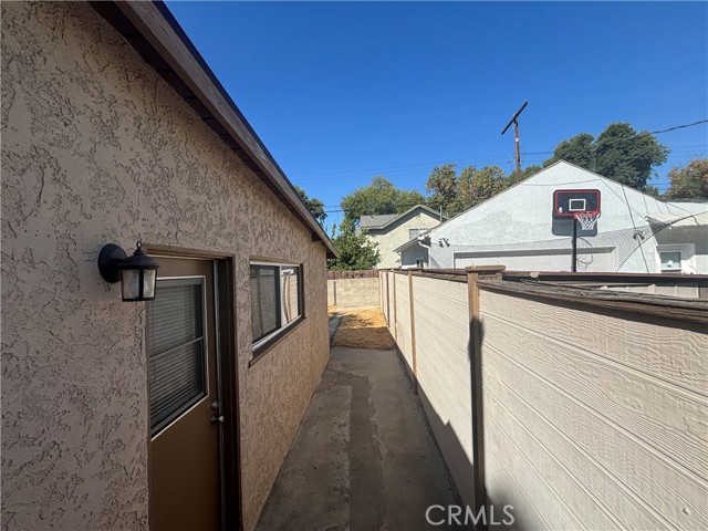 8135 Wakefield Avenue, Panorama City CA: https://media.crmls.org/medias/8dad7d6a-f37e-4f52-89b8-a47f9207218b.jpg