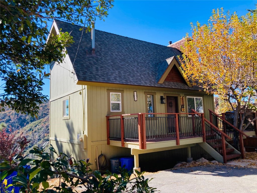 1620 Edge Cliff Drive