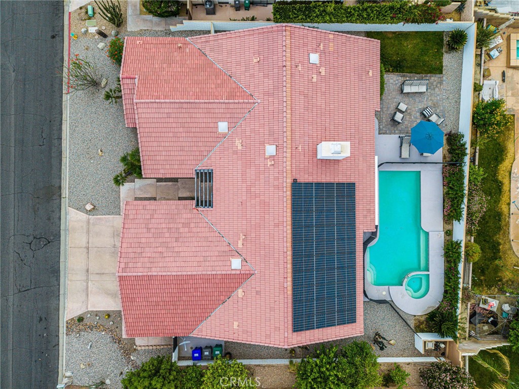 https://media.crmls.org/medias/8dae14a3-e41e-4486-ac0a-0f53675dbe61.jpg?preset=X-Large