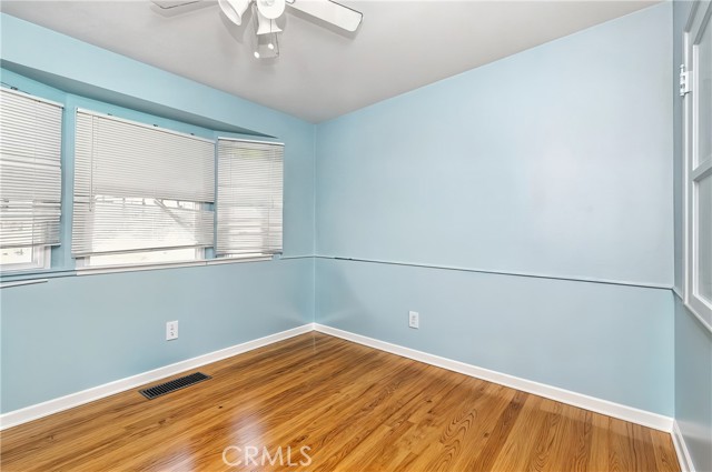 3834 West Boulevard, Los Angeles CA: https://media.crmls.org/medias/8dae49f5-fb01-4618-a783-f6cbaba2a2ec.jpg