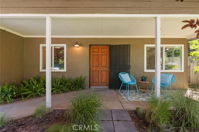 814 Alpine Street, Chico CA: https://media.crmls.org/medias/8daf5be8-10ae-41c4-bd20-24ffcb7b8344.jpg