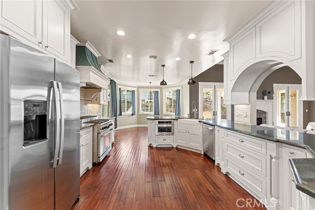 Detail Gallery Image 11 of 63 For 5836 Buckthorn, Rancho Cucamonga,  CA 91737 - 4 Beds | 5 Baths