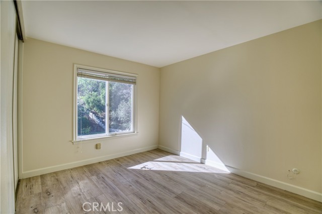 Detail Gallery Image 24 of 29 For 19946 Turnberry, Tarzana,  CA 91356 - 4 Beds | 2/1 Baths